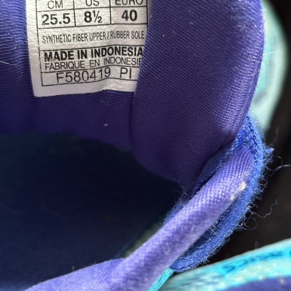 ASICS Running Shoes - Picture 7 of 8